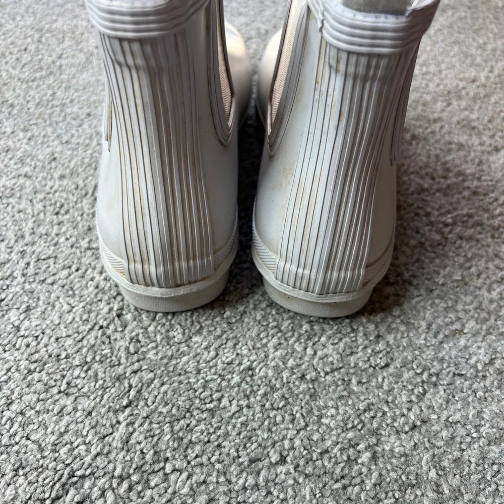 Hunter boots Womens 6 Cream‎ White Rubber Chelsea Rain Boots Ankle Mid Calf